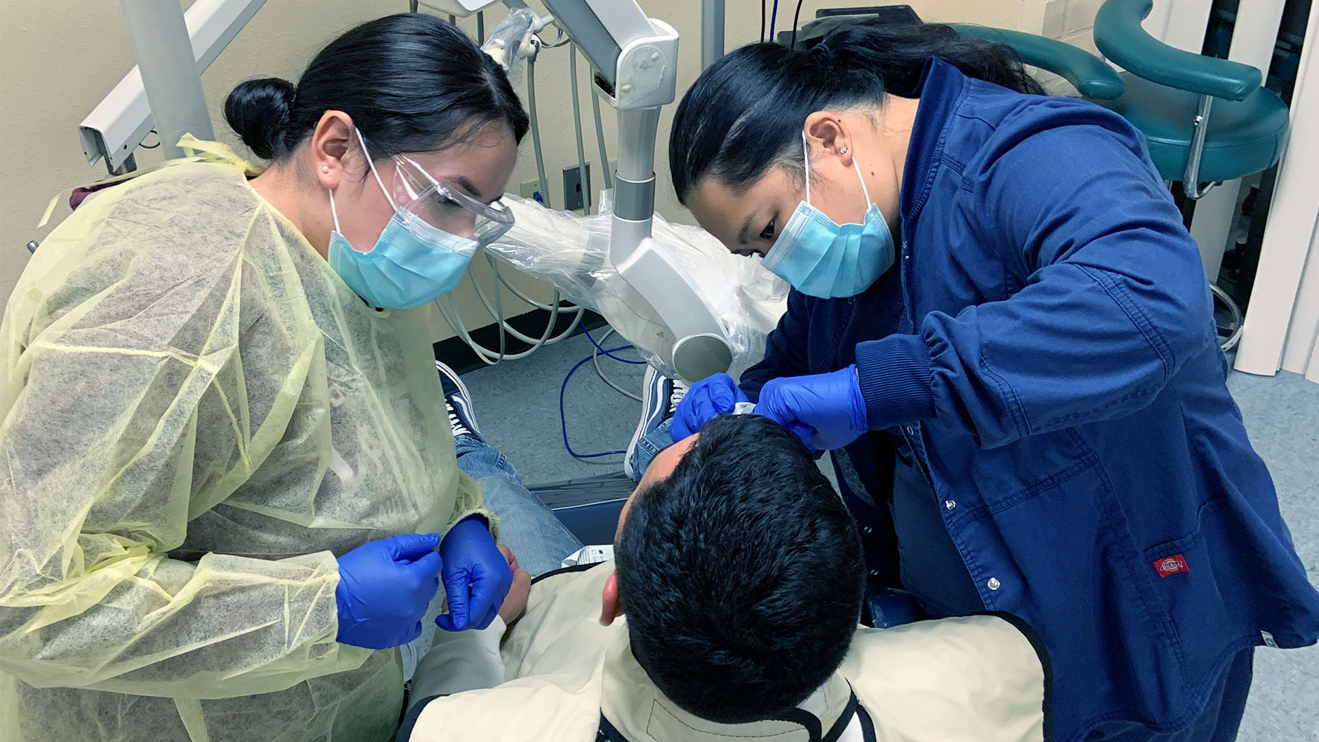 how-to-become-a-certified-dental-assistant-5-simple-steps