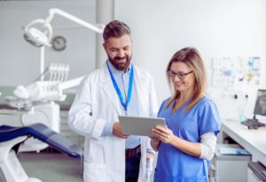 What Are The Requirements To Be a Dental Assistant
