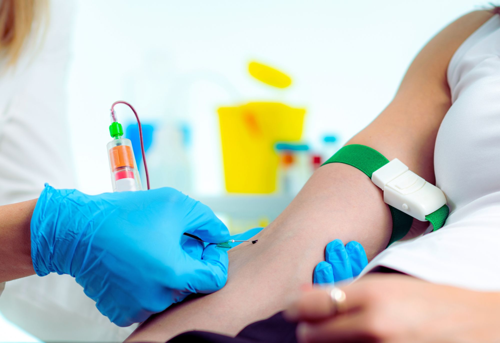 What is the Difference Between Phlebotomist and Phlebotomy Technician